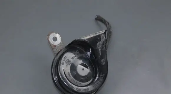 Chrysler Sebring (JS) Horn signal 6033FB1887