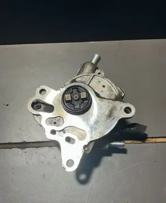 Audi A6 S6 C6 4F Vacuum pump 03G145209C V550 231107