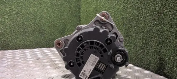 Renault Master III Generator/alternator 231007619R 231007619RA