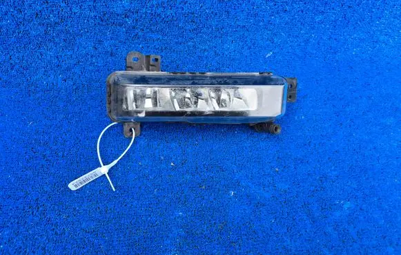 BMW X6 G06 Front fog light 8089526