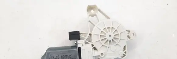 Porsche Cayenne (9Y0 9Y3) Front door window regulator motor 4K0959802 C28128101 190430260128