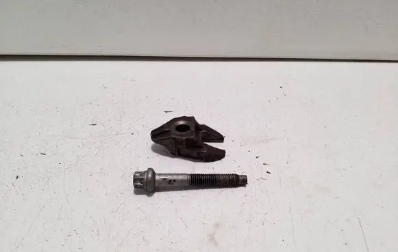 Peugeot Expert Fuel Injector clamp holder 