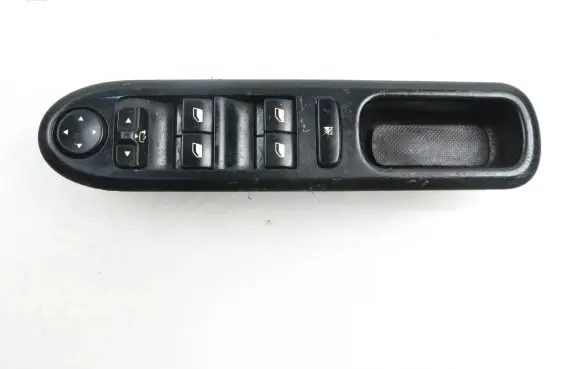 Peugeot 407 Electric window control switch 96468704XT