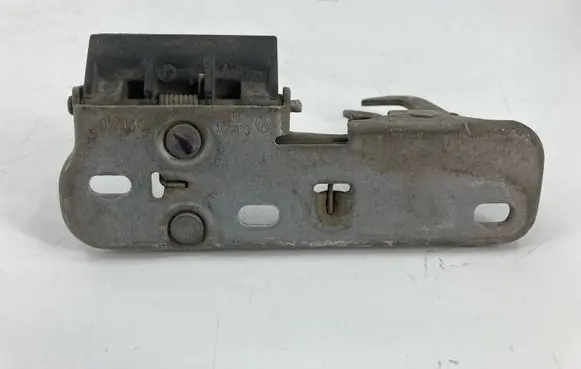 Volkswagen Golf VI Engine bonnet/hood lock/latch loop/hook 1Q0823480
