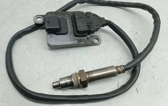 Mercedes-Benz E W212 Lambda probe sensor A0009053603 0009053603 5WK96683D