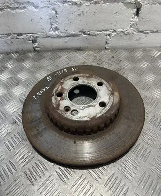 Mercedes-Benz E W213 Rear brake disc A0004231812