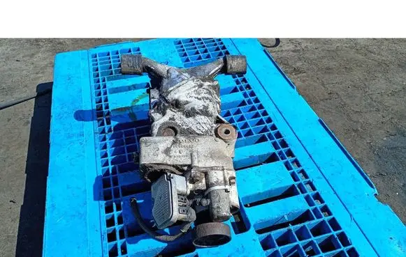 Volvo S60 Rear differential 8689632