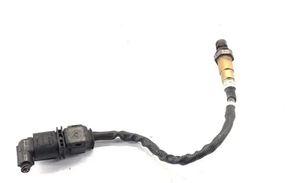 BMW 4 F32 F33 Lambda probe sensor 0281004018