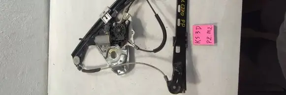 Mercedes-Benz C W203 Front door window regulator with motor 985100364
