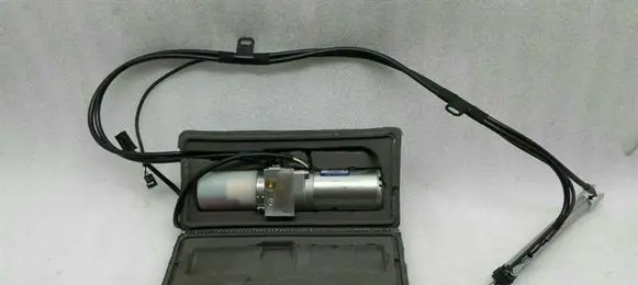 Mercedes-Benz CL C216 Tailgate hydraulic pump motor A2168000148
