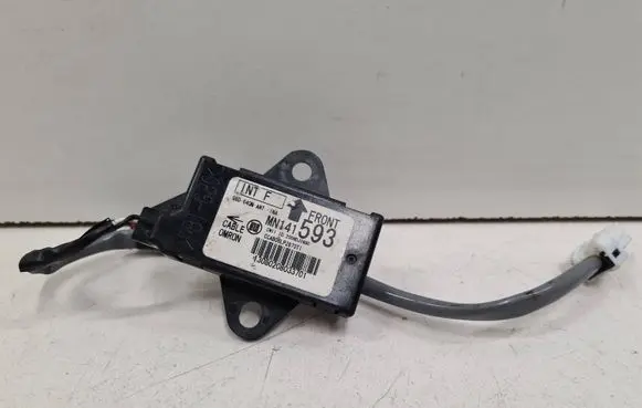 Mitsubishi Outlander Other control units/modules MN141593 G8D640NANT
