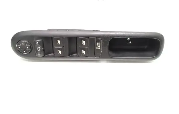 Peugeot 5008 Electric window control switch 96650621ZD