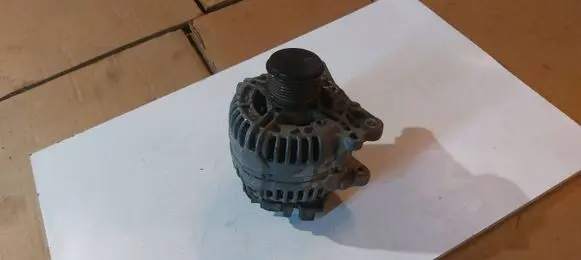 Ford Galaxy Generator/alternator 028903030A 0124515125