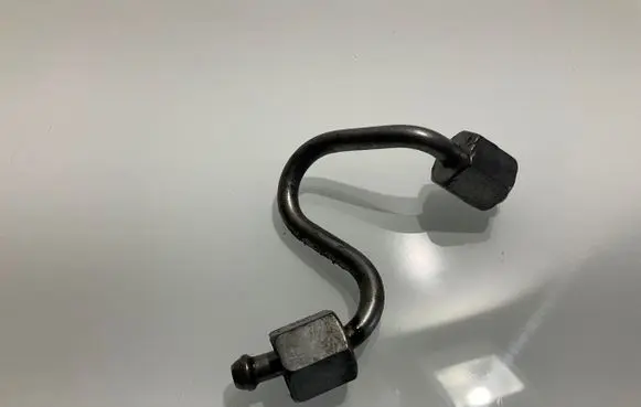 Mercedes-Benz E W212 Fuel injector supply line/pipe 