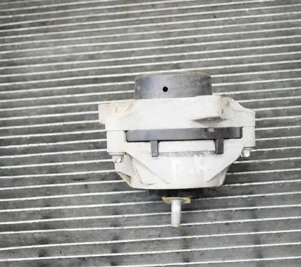 BMW 1 F20 F21 Engine mount bracket 6859407