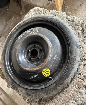Toyota Avensis T250 R17 spare wheel 