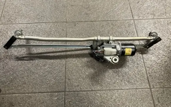 Iveco Daily 4th gen Front wiper linkage 504084722