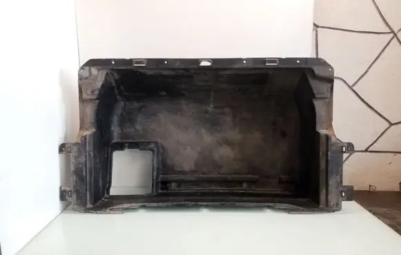Mitsubishi Pajero Glove box in trunk 