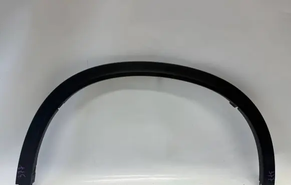 Front arch trim