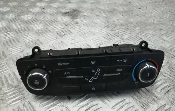 Ford Focus Climate control unit