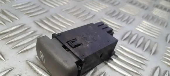 Volvo S40, V40 Central locking switch button 30864307