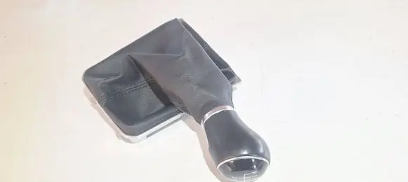 Volkswagen Golf Sportsvan Gear shifter/selector 517711113B