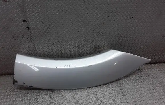 Mitsubishi Pajero Rear fender molding trim MR478750