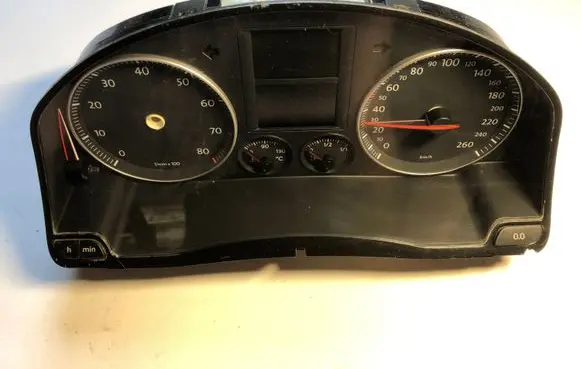 Volkswagen Golf V Speedometer (instrument cluster) 1K0920852H VP6V1F10849AC VWZBZ0E0273628