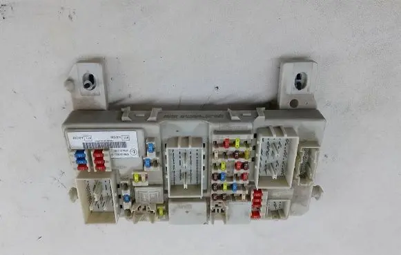 Ford Focus Fuse box set 7M5T-14A073-BD