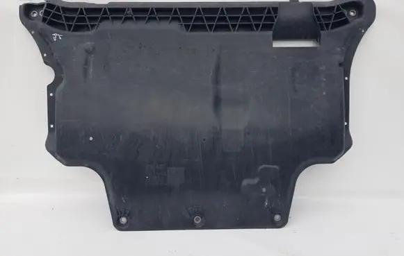 Skoda Superb B8 (3V) Engine splash shield/under tray 3Q0825901A
