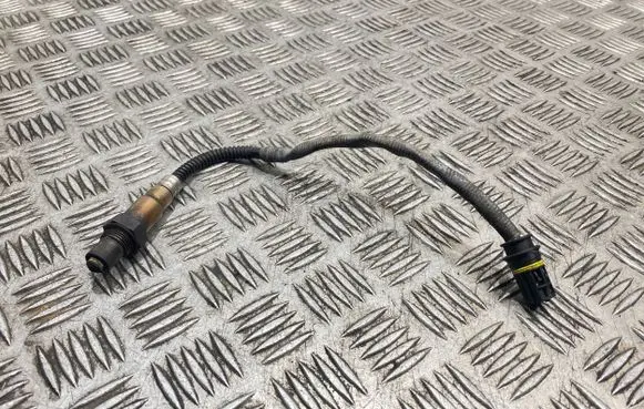 BMW 5 E60 E61 Lambda probe sensor 7544655 0258006809