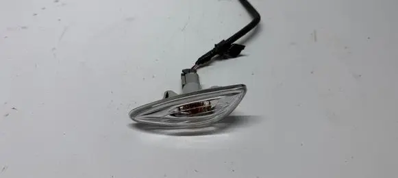 KIA Pro Cee'd III Front fender indicator light 92303A20