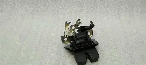 Audi A3 S3 8V Tailgate boot lock/latch motor 8R0827505A