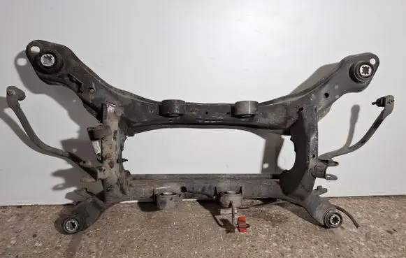 Volvo V60 Rear subframe 30659613 31418468