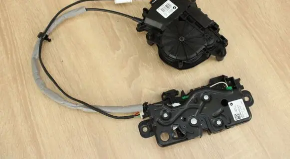 BMW 4 G22 G23 G24 G26 Tailgate/trunk/boot lock/catch/latch 430IXA