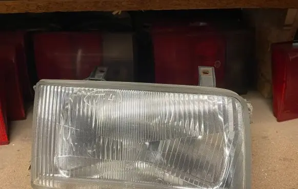 Volkswagen Transporter - Caravelle T4 Headlight/headlamp 30213637000