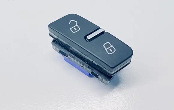 Volkswagen Touareg II Central locking switch button 7P6962126A