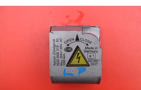 Ford Focus C-MAX Voltage converter/converter module 5DD008319