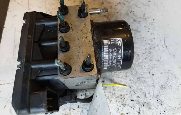 Volkswagen Sharan ABS Pump 1J0907379G 10094903403 HLU0A15A92