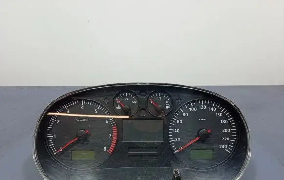 Seat Toledo II (1M) Speedometer (instrument cluster) W01M0920800A