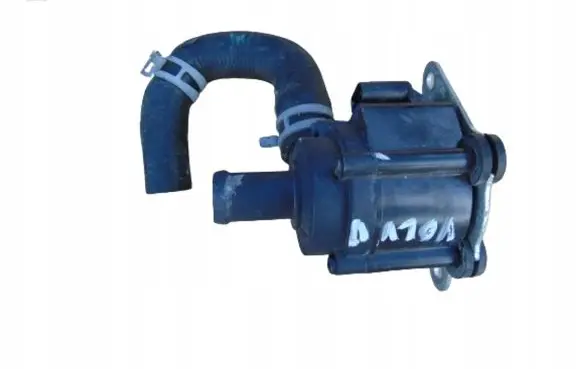 Volvo S60 Water pump 31338211