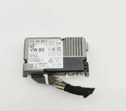Audi RS Q3 Sportback Bluetooth control unit module 5WA035284G 5WA035284B