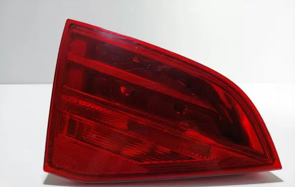 Audi A4 S4 B8 8K Tailgate rear/tail lights 8K9945093