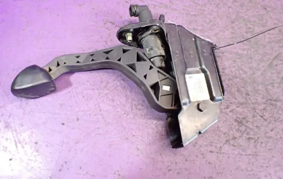 Clutch pedal