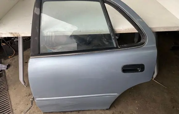 Rear door