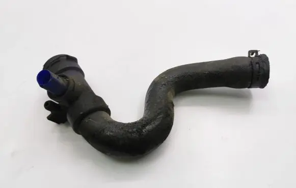 Audi A6 S6 C5 4B Engine coolant pipe/hose 4B0121049D