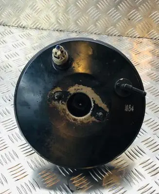 Toyota RAV 4 (XA20) Brake booster 13101013930