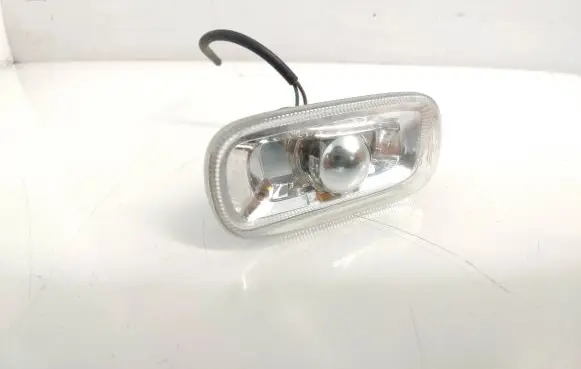 Volkswagen Transporter - Caravelle T5 Front fender indicator light 8E0949127