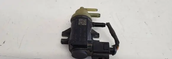 Skoda Fabia Mk2 (5J) Turbo solenoid valve 1K0906627B 4011464A 361210542
