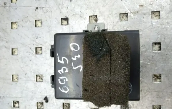 Volvo S40, V40 Alarm control unit/module 30857627 1513008381